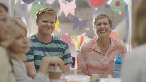 Jesse Plemons and Molly Shannon in Other People. Photo courtesy Vertical Entertainment/Netflix.