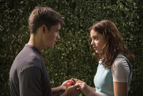 BRENTON THWAITES and ODEYA RUSH star in THE GIVER Copyright: Â© 2014 The Weinstein Company. All Rights Reserved. / Photo: DAVID BLOOMER