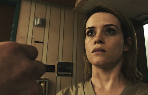Claire  Foy  stars  as  Sawyer  Valentini  in  Steven  Soderbergh's  UNSANE,  a   Fingerprint  Releasing  and  Bleecker  Street  release. Credit: Fingerprint Releasing / Bleecker Street.